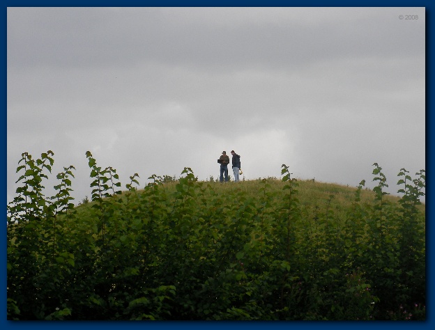 600x449 pixels (97K)